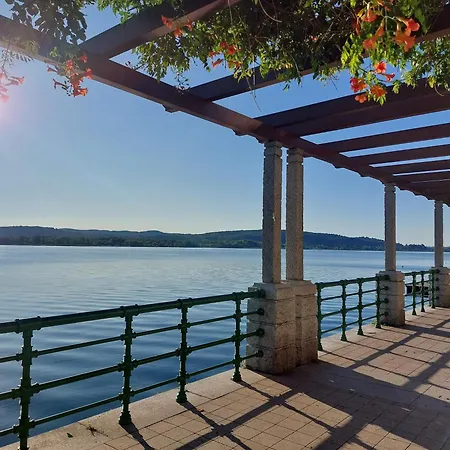 - Maggiore Entire - Parking * Arona