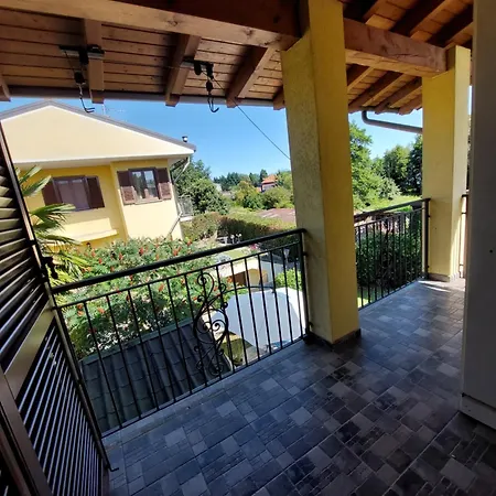 - Maggiore Entire - Parking Daire